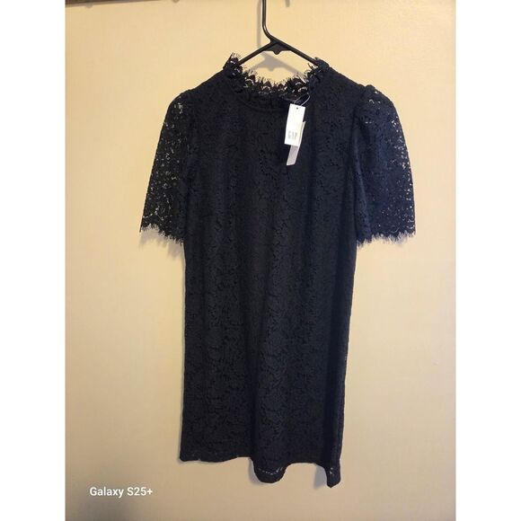 GAP Dresses & Skirts - Gap Lace Shift Dress Womens Small Black NEW Floral Mock Neck Short Sleeve
